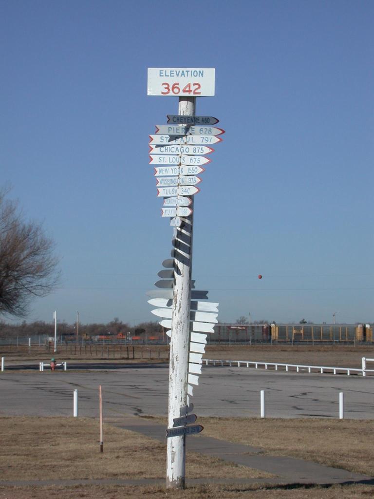 Helpful directions at Tradewind airport in Amarillo, TX