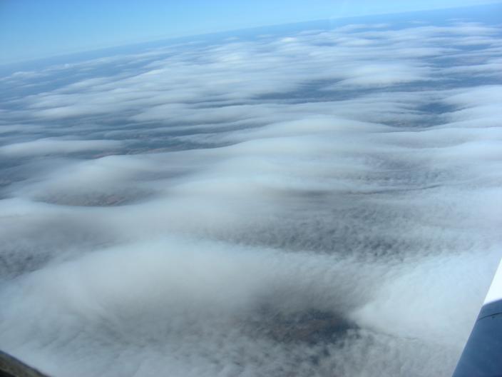 Mini lenticular clouds between Huntsville and Little Rock