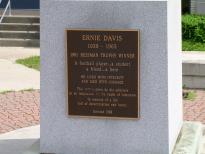 The plaque on the Ernie Davis statue.