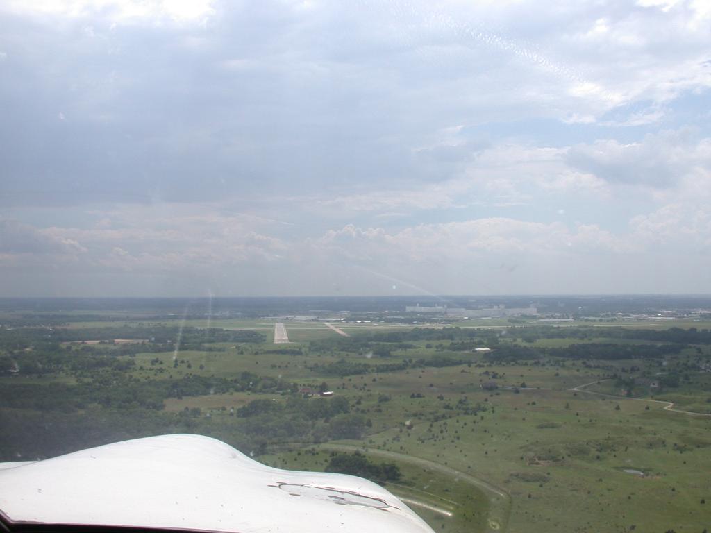 On approach to Hutchinson, KS (HUT).  Note the grain elevator.